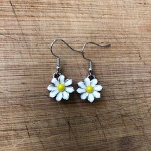 Brighton daisy dangle earrings (buy 3 for $30)